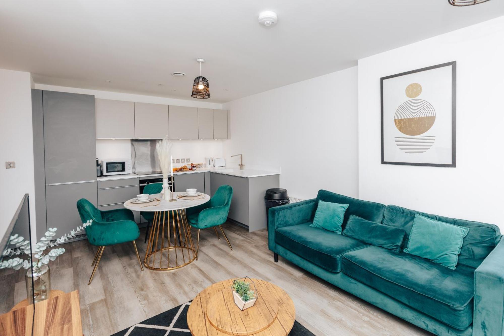 Luxury 2 Bedroom Apartment, Broad Street 버밍엄 외부 사진